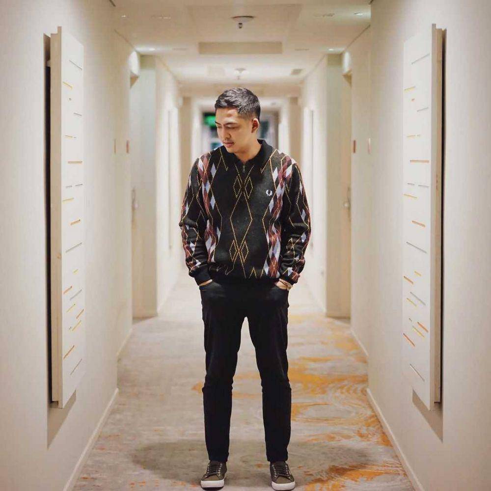 Instagram.com/ade_govinda