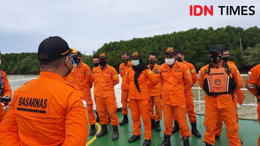 Basarnas Balikpapan mengirim personel dan alut ke lokasi guna membantu proses evakuasi korban gempa Majene - Mamuju (IDN Times/Hilmansyah)