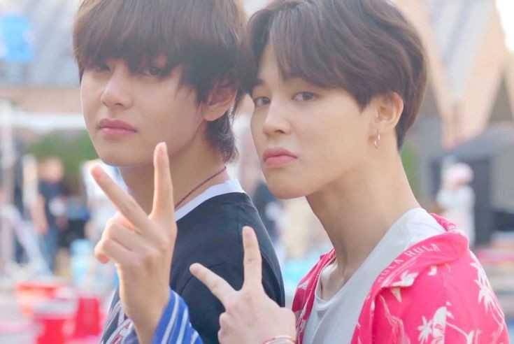 twitter.com/l_S2_BTS