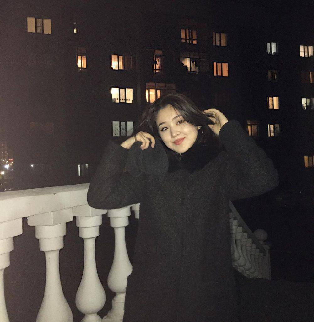 instagram.com/demi.demik