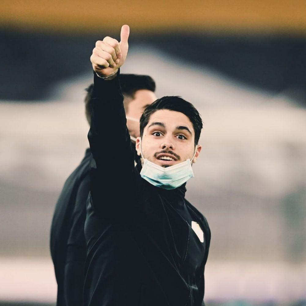 instagram.com/wolves