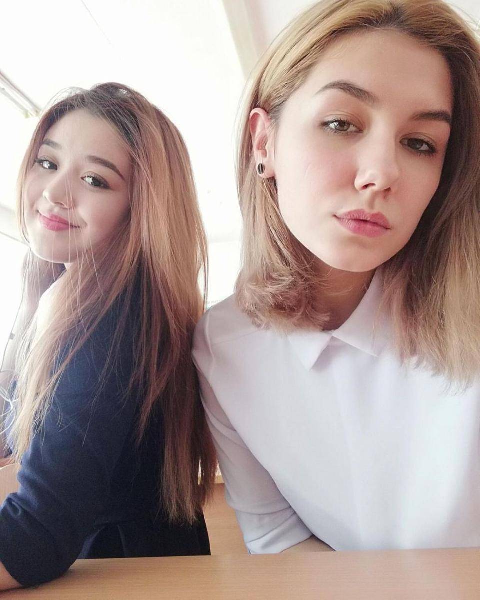 instagram.com/demi.demik
