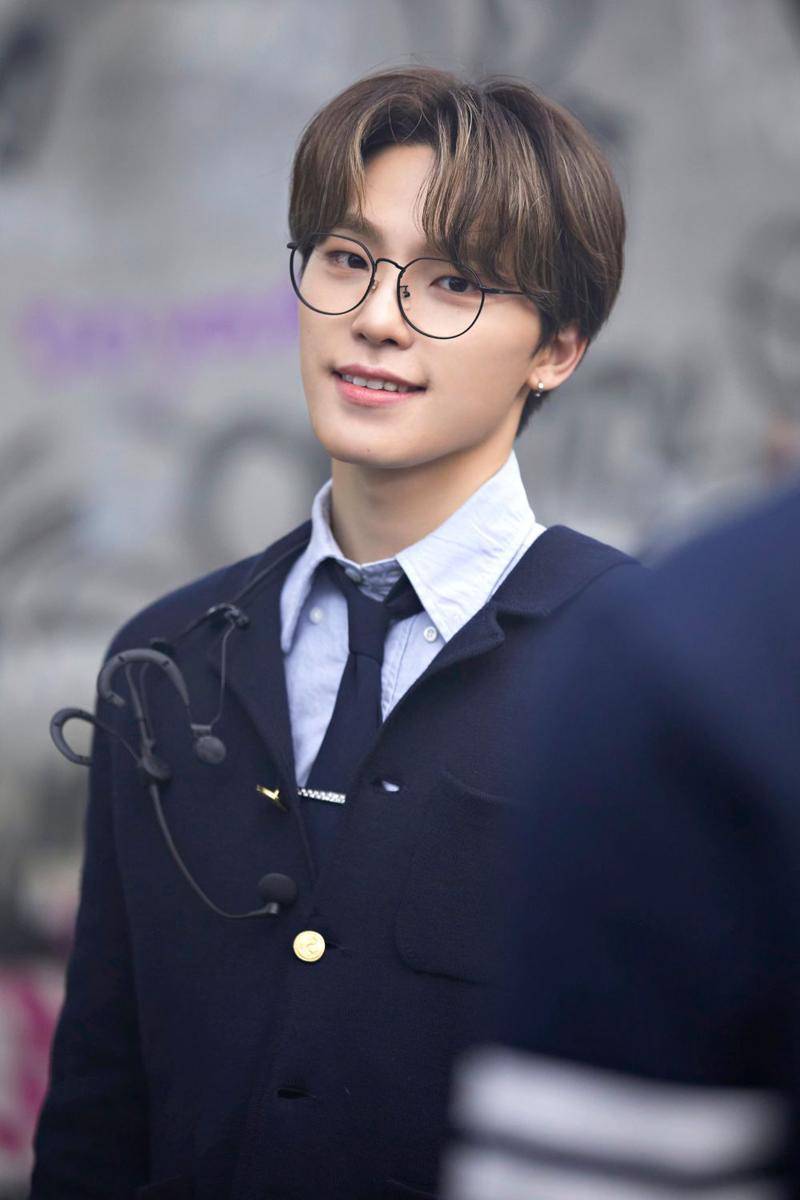 twitter.com/pledis_17