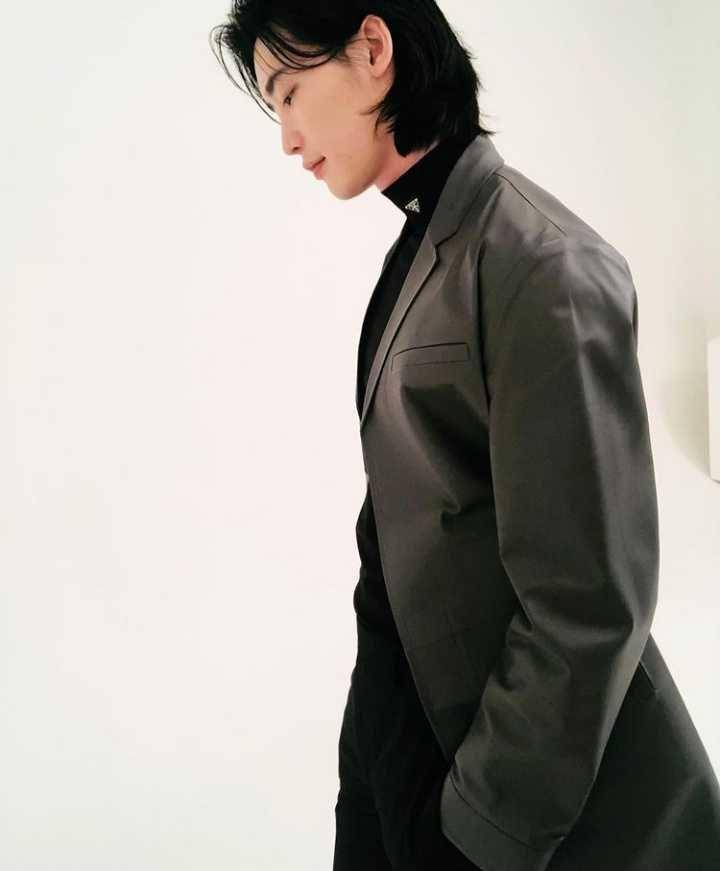 instagram.com/jongsuk0206
