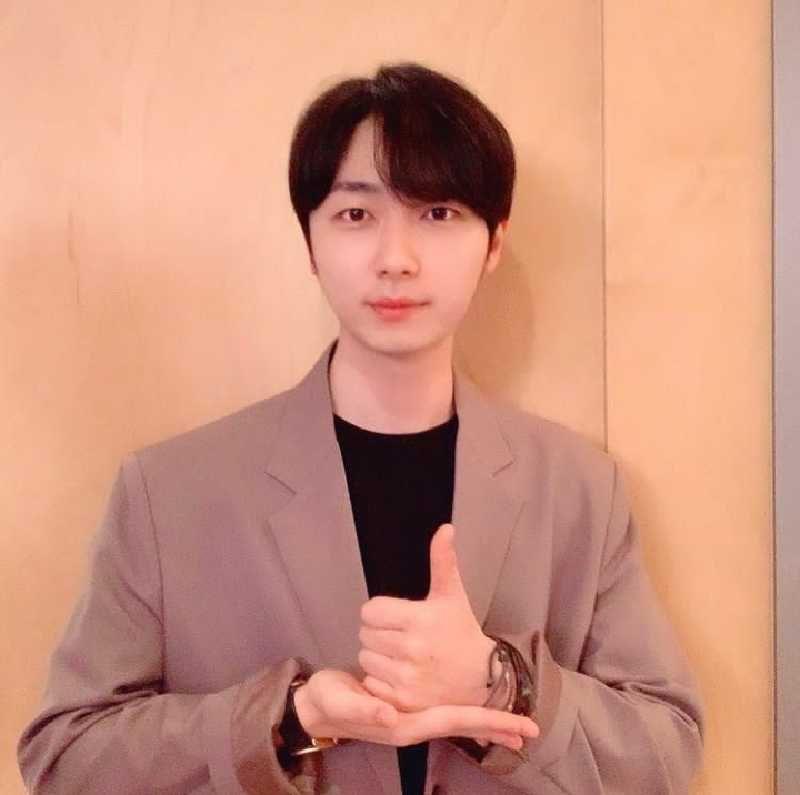 instagram.com/jinhwan_ee