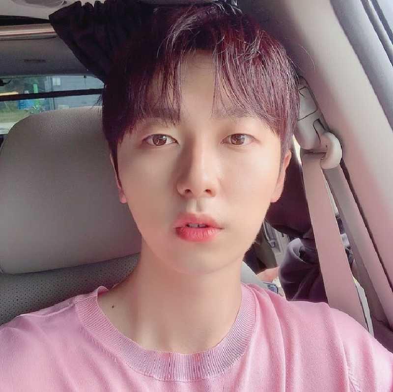 instagram.com/jinhwan_ee
