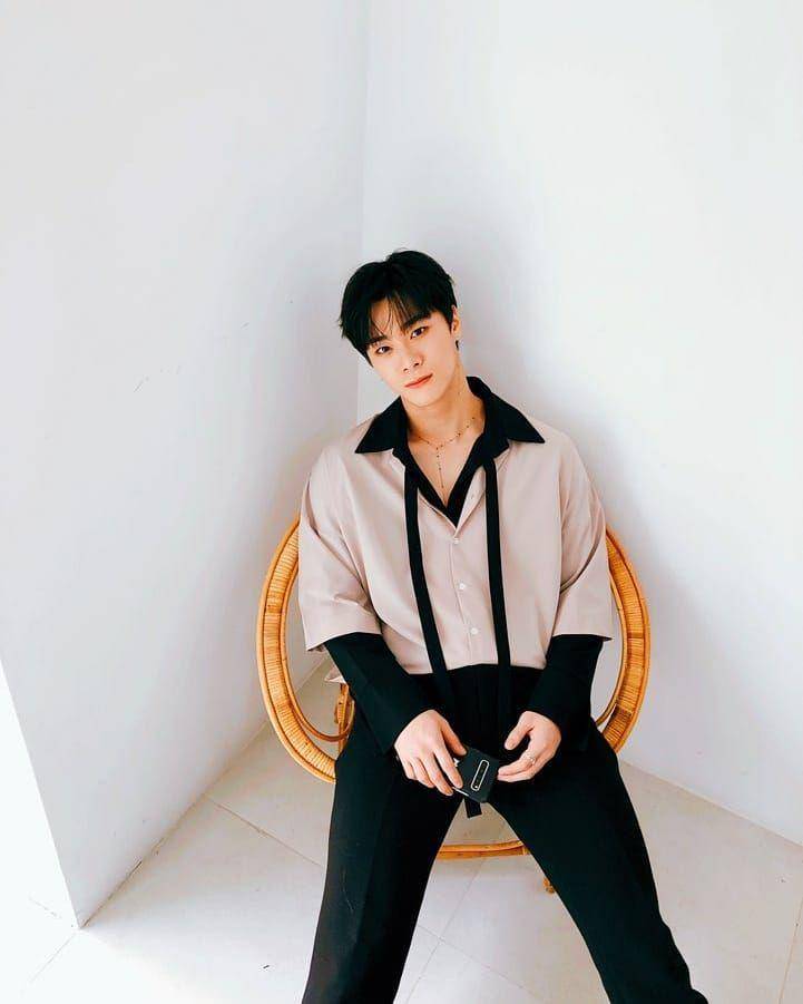 instagram.com/moon_ko_ng