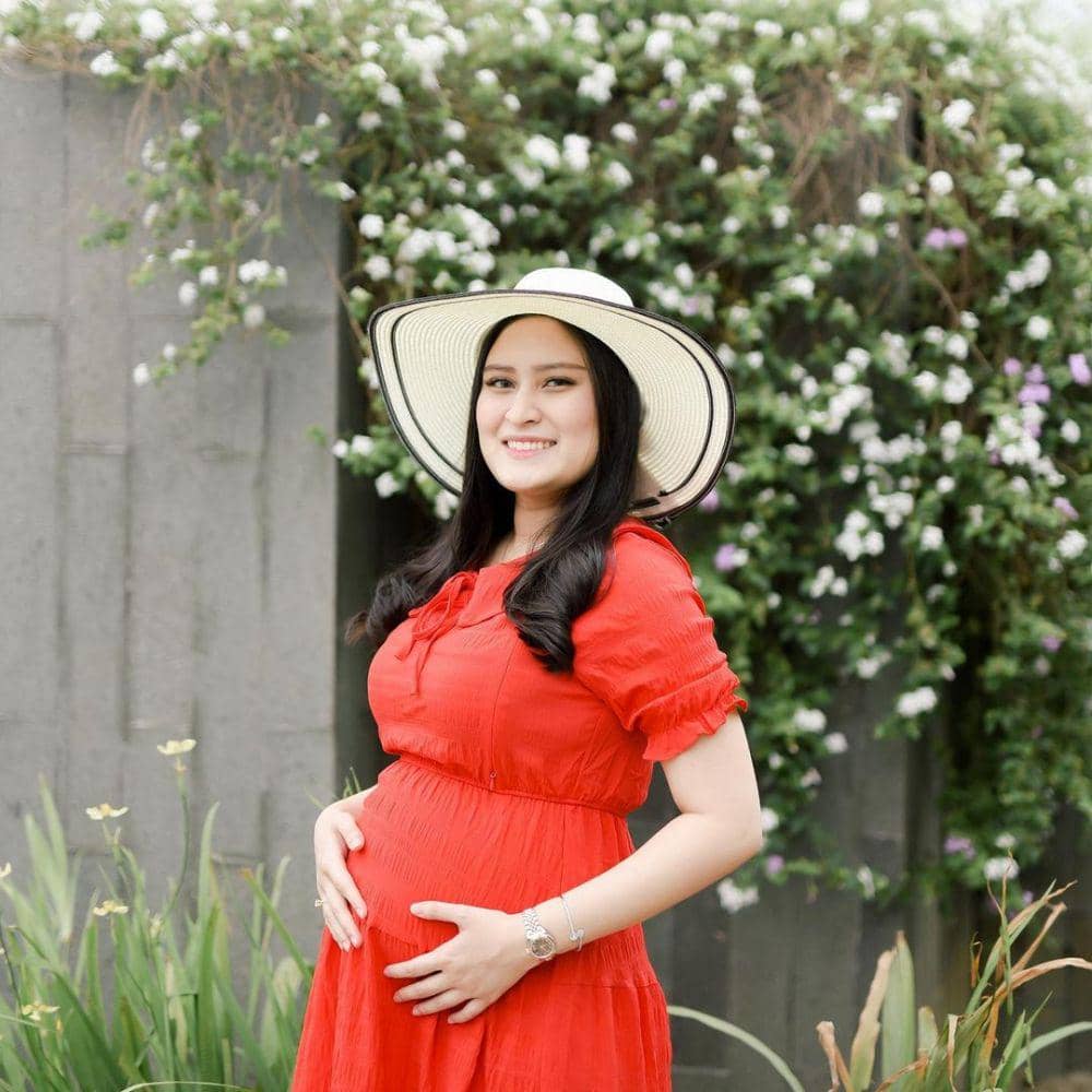 instagram.com/angbeenrishi