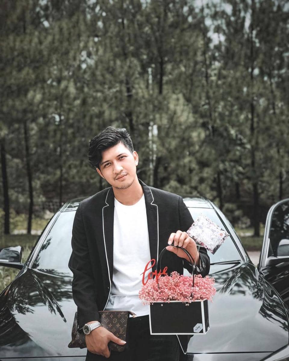 instagram.com/real_aditya1