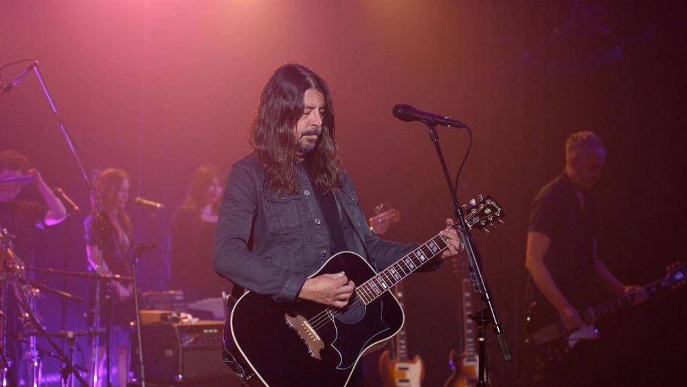 instagram.com/foofighters