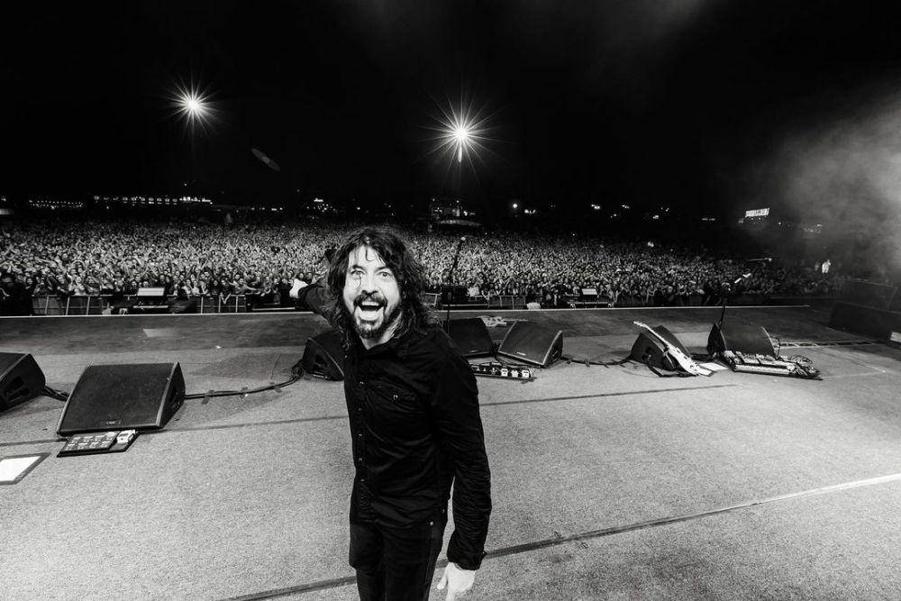 instagram.com/foofighters