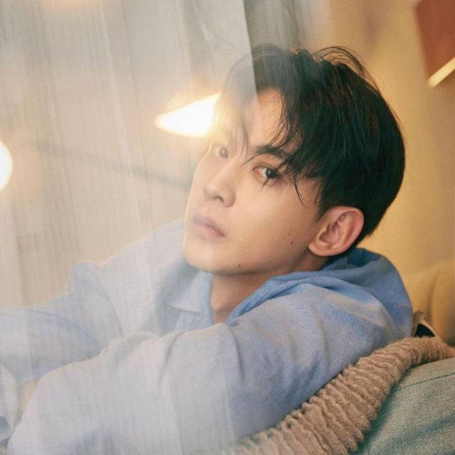 10 Potret Tang Xiao Tian, Dokter Bedah di CDrama Baru | IDN Times