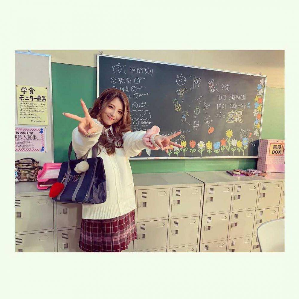 instagram.com/minami_hamabe.official