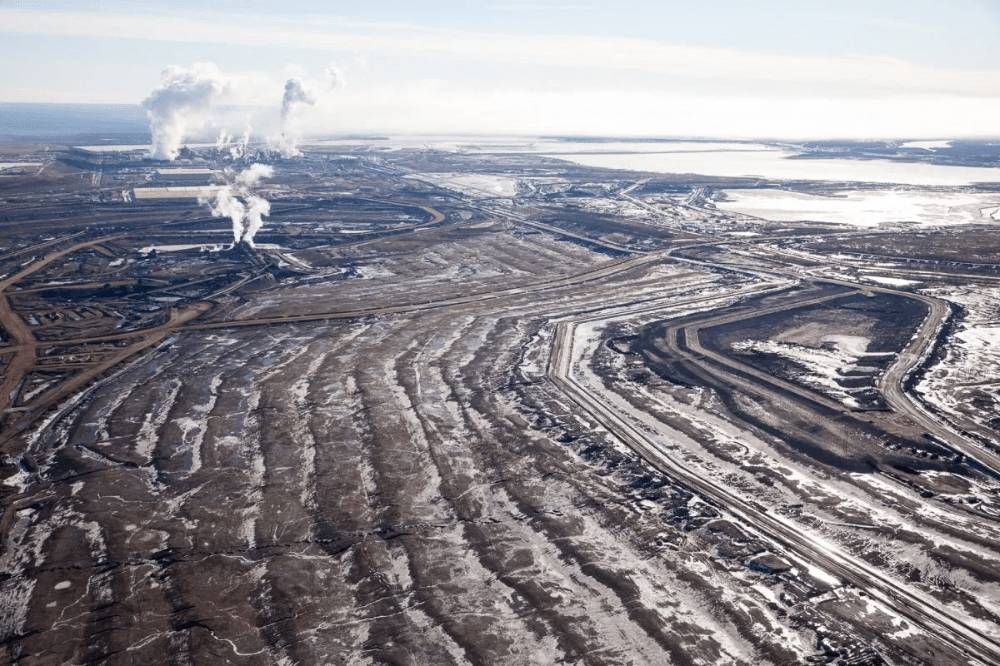 Minyak pasir di Alberta, Kanada (climatestate.com)