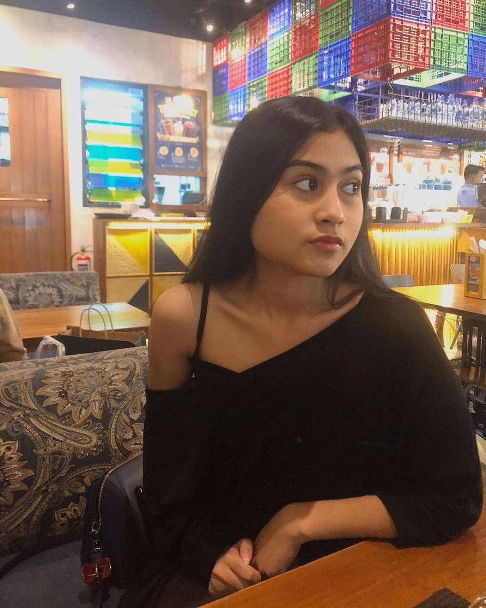 instagram.com/junisyaputri