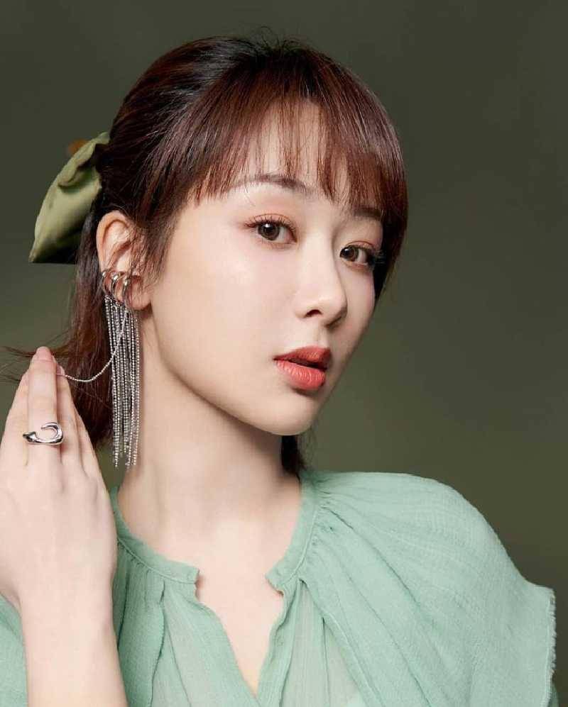 instagram.com/yangzi_92