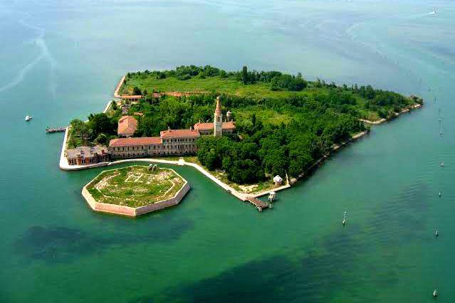 5 Pulau Paling Misterius di Dunia, Berani Berkunjung?