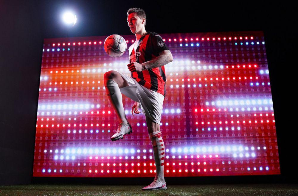6 Pemain Kroasia yang Pernah Membela AC Milan, Mandzukic Terbaru