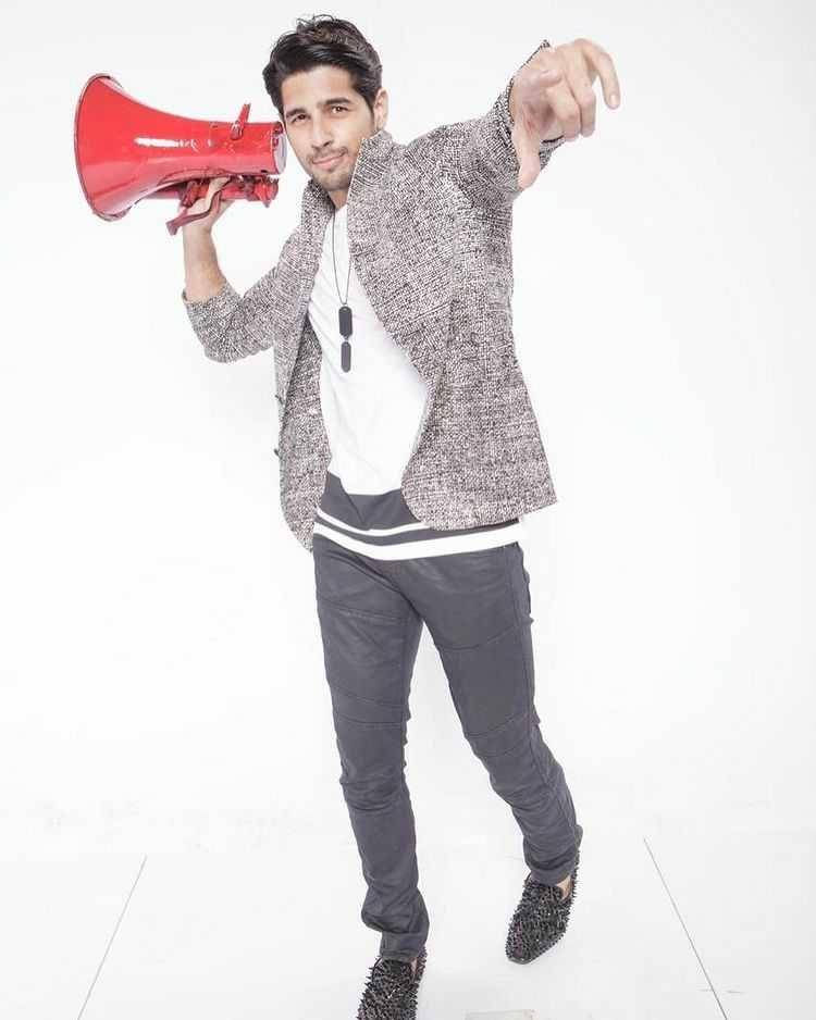 instagram.com/sidmalhotra