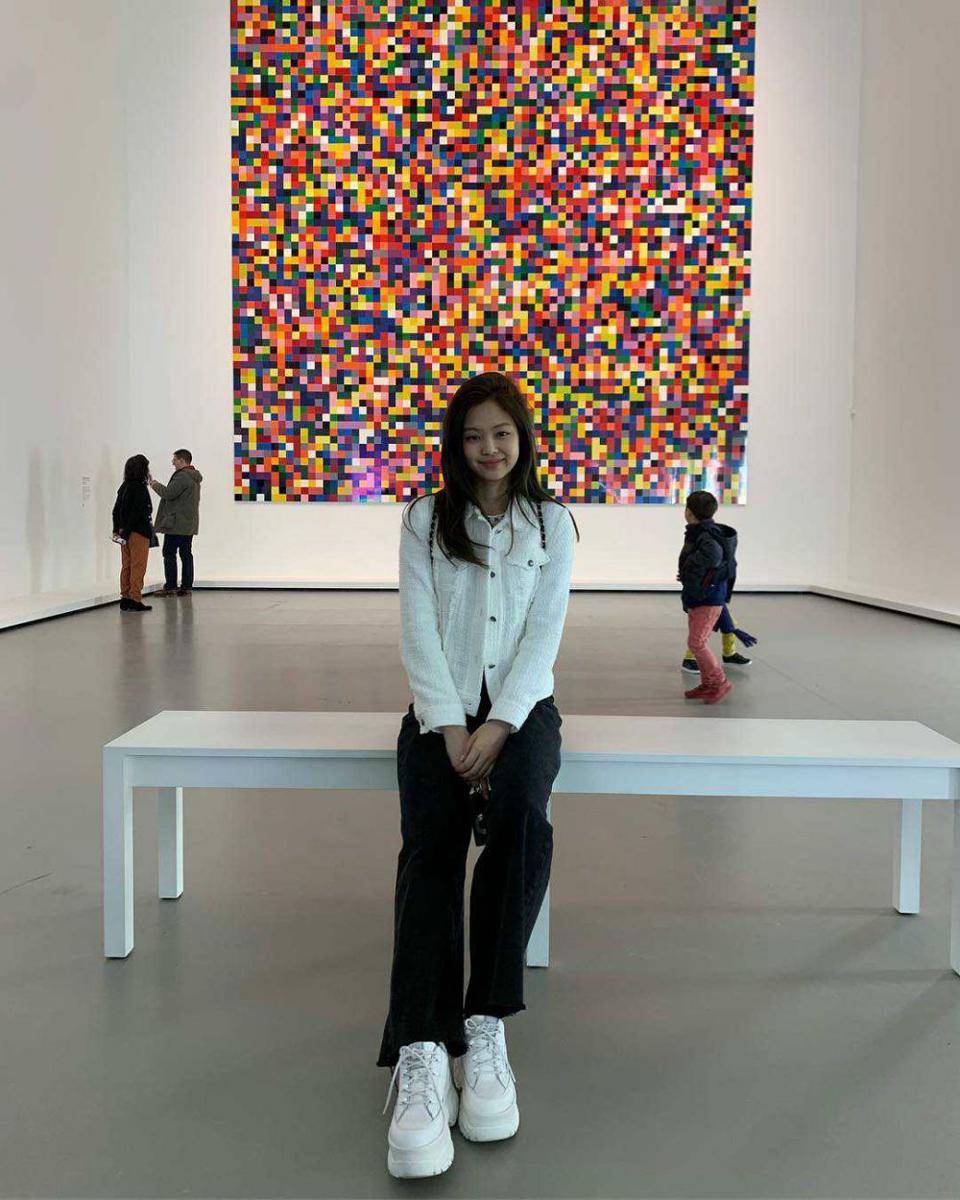 Instagram.com/jennierubyjane