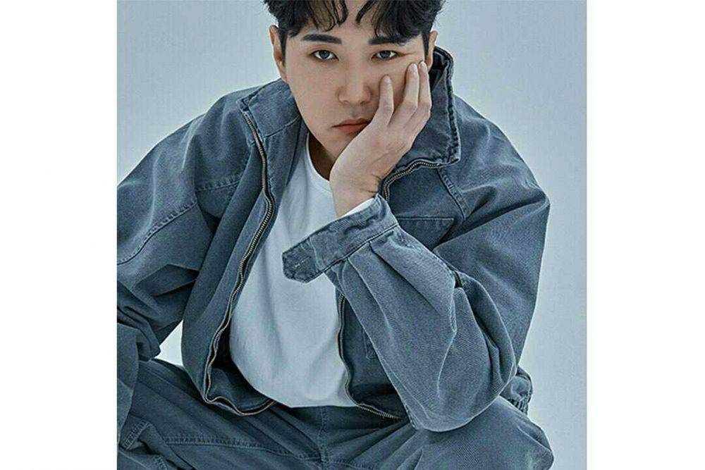 instagram.com/ cuz9_ent