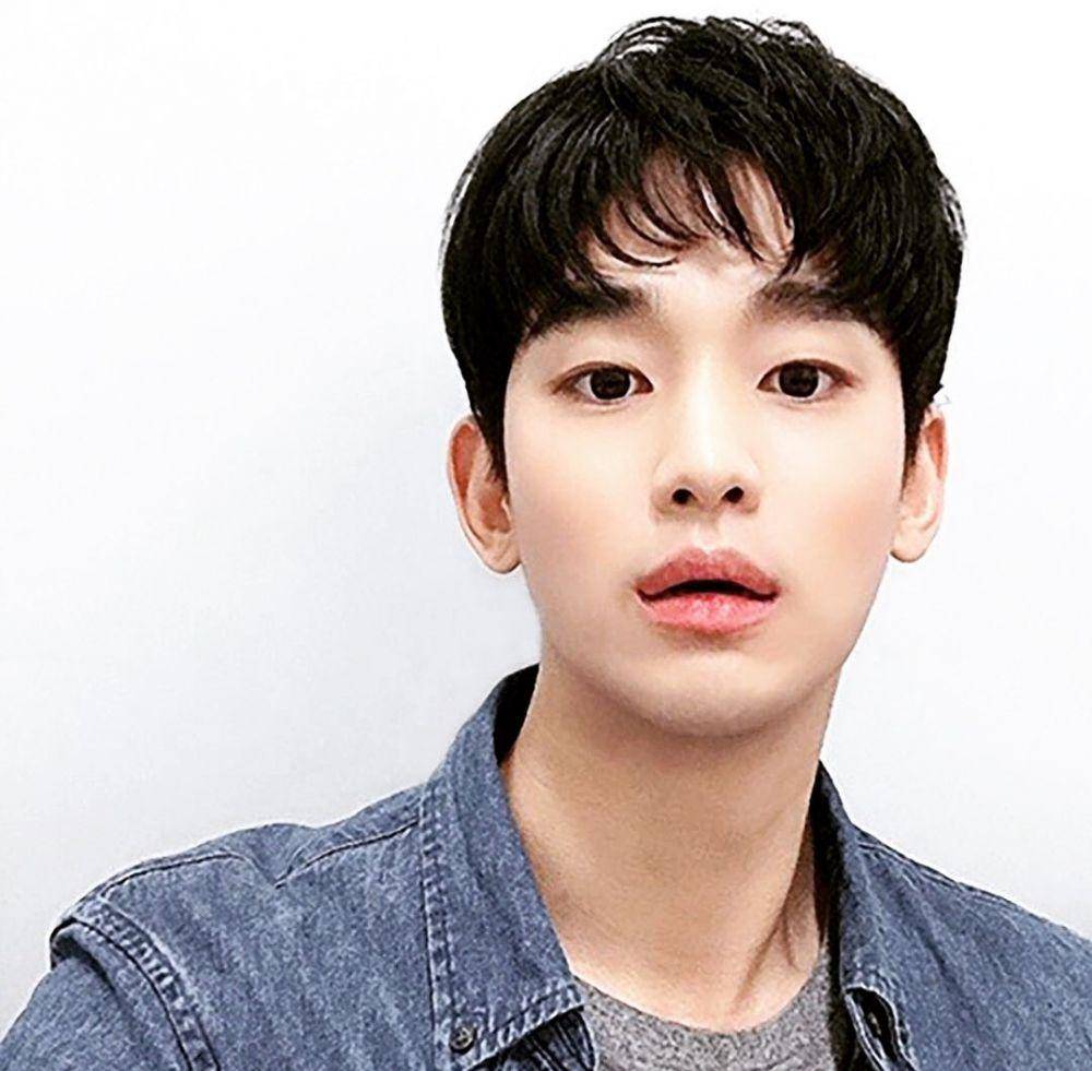 instagram.com/soohyun_k216