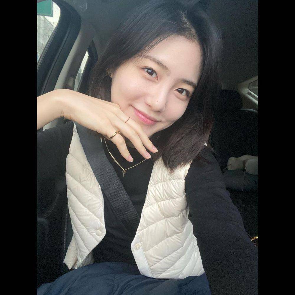 Instagram.com/__shinyeeun