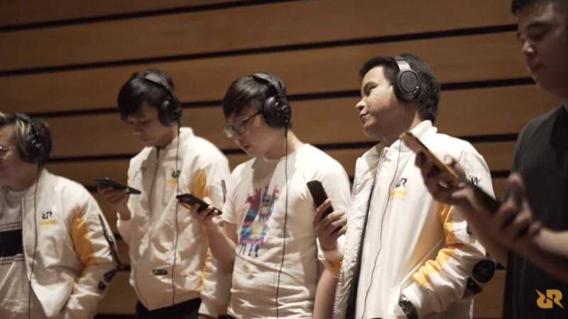 youtube.com/Team RRQ