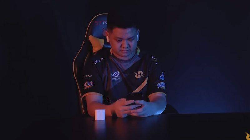 youtube.com/Team RRQ