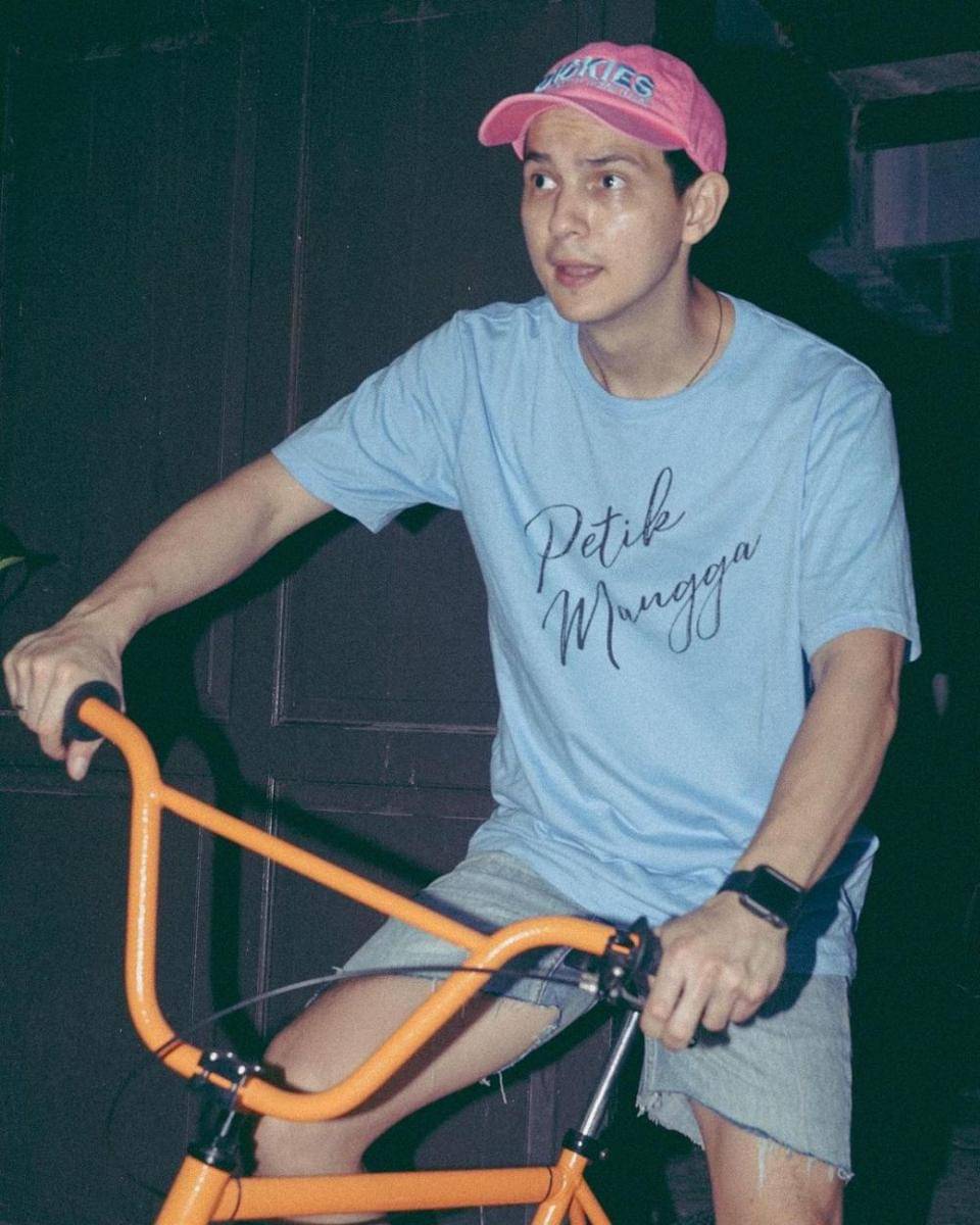 instagram.com/marcelldarwin