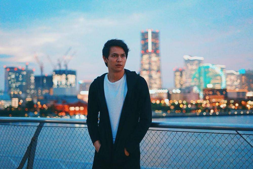 instagram.com/marcelldarwin