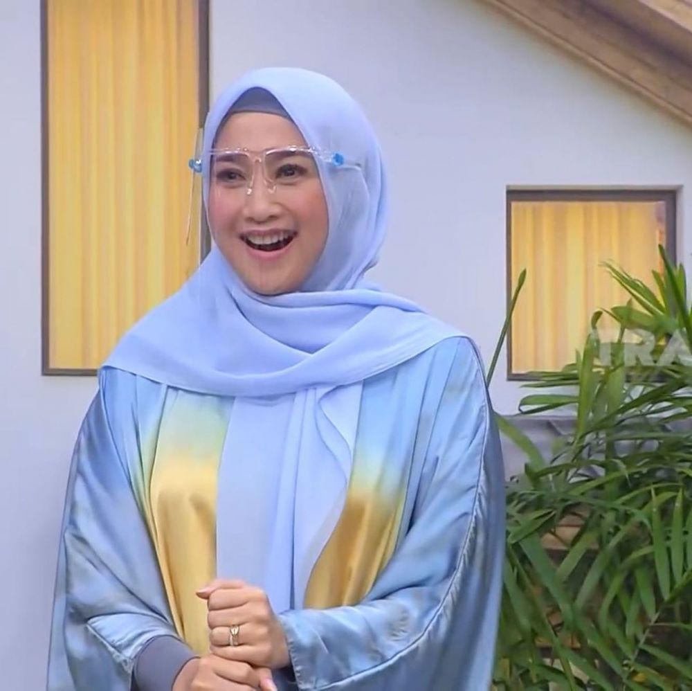 Instagram.com/desyratnasarifans
