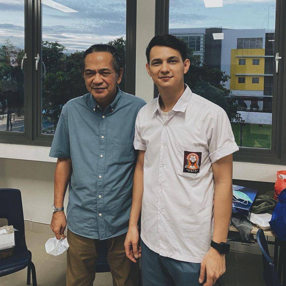 instagram.com/marcelldarwin