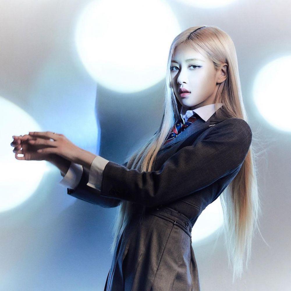 instagram.com/roses_are_rosie