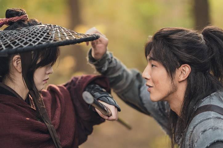 instagram.com/actor_jisoo