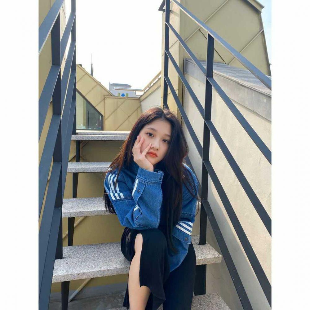 instagram.com/officialfromis_9