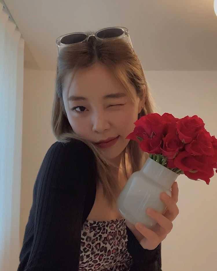 instagram.com/ashleybchoi