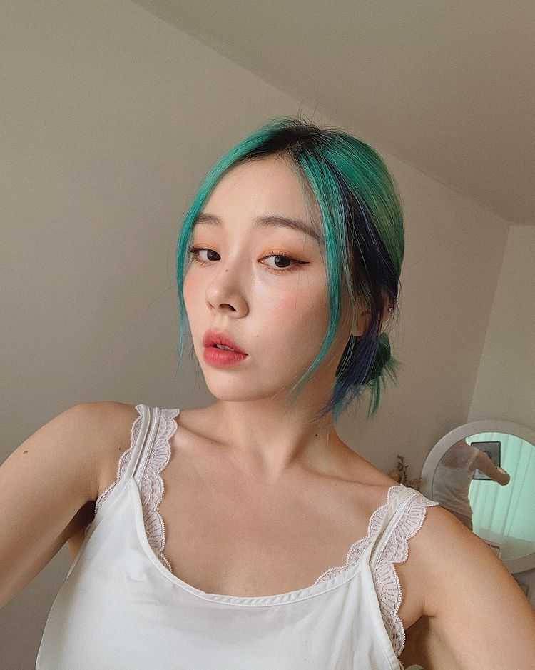 instagram.com/ashleybchoi