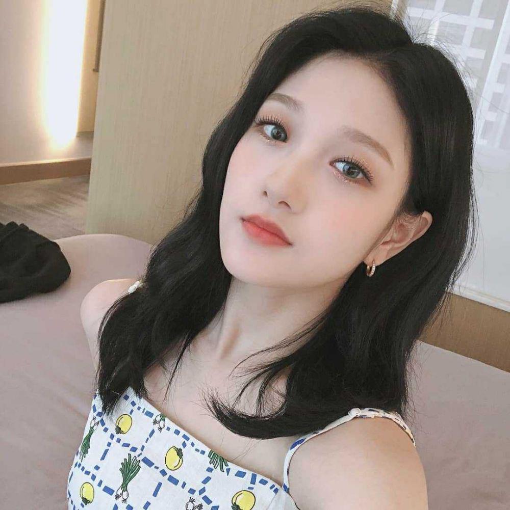 instagram.com/officialfromis_9