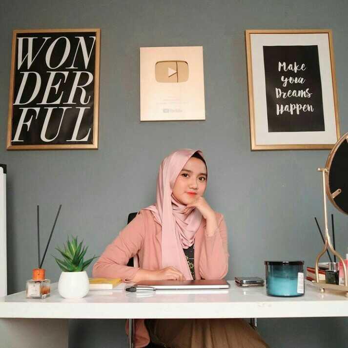 instagram.com/wirda_mansur