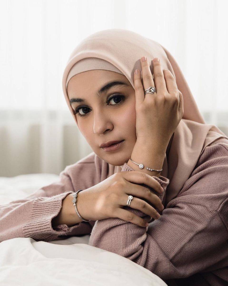 instagram.com/shireensungkar