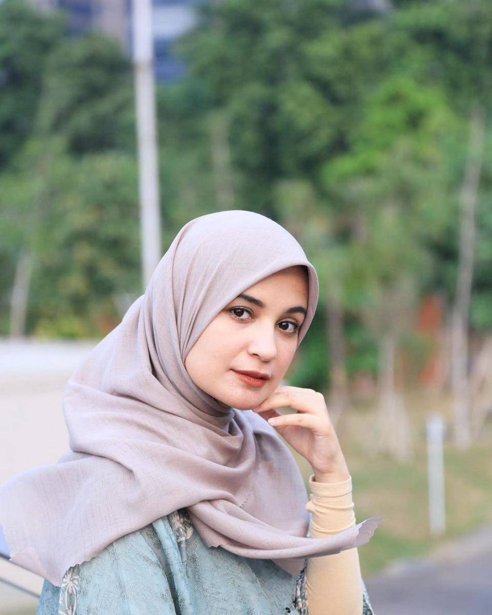 instagram.com/shireensungkar