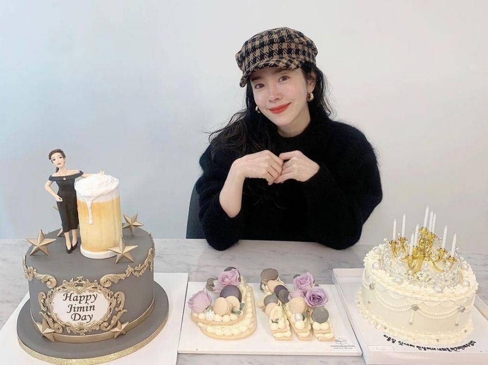 Rayakan 18 Tahun Debut, 10 Potret Han Ji Min yang Semakin Sukses
