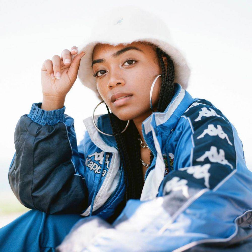 instagram.com/whoisumi