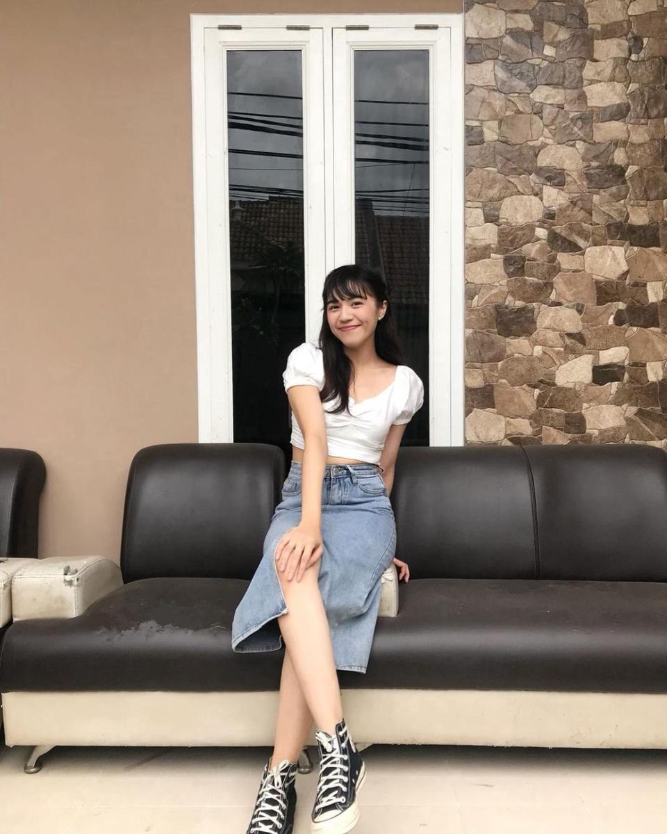 instagram.com/jkt48gaby