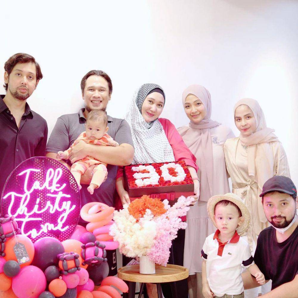 instagram.com/dianpelangi