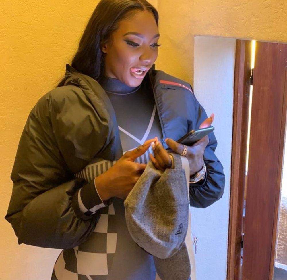 Instagram.com/ayanakamura_officiel