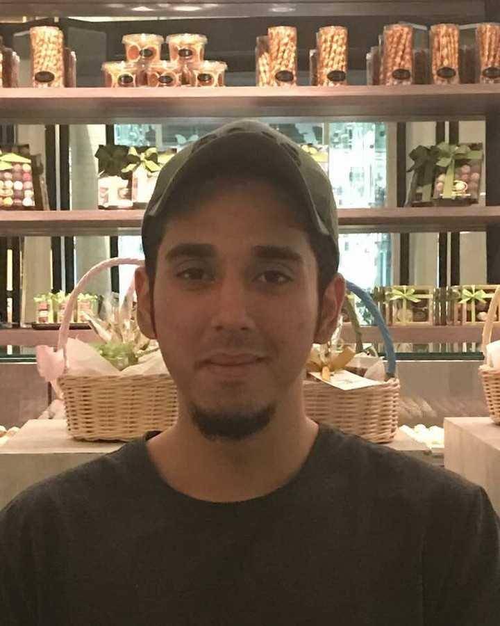 instagram.com/ayukhadijahazhari