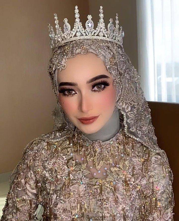 instagram.com/laurabaraja_makeup