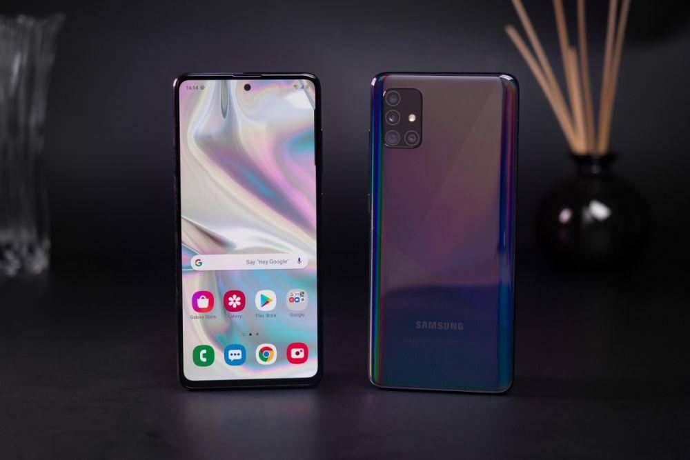 phonearena.com